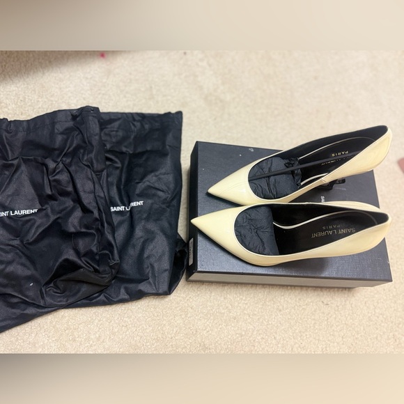 Saint Laurent Beige Pointed Toe Heels - Picture 1 of 6